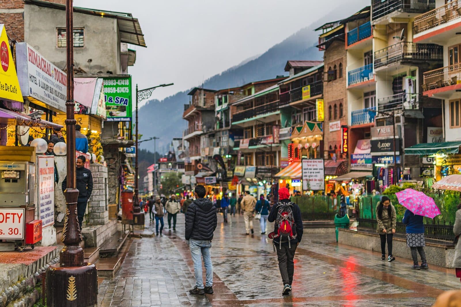 Why Locals Avoid Manali in Peak Season